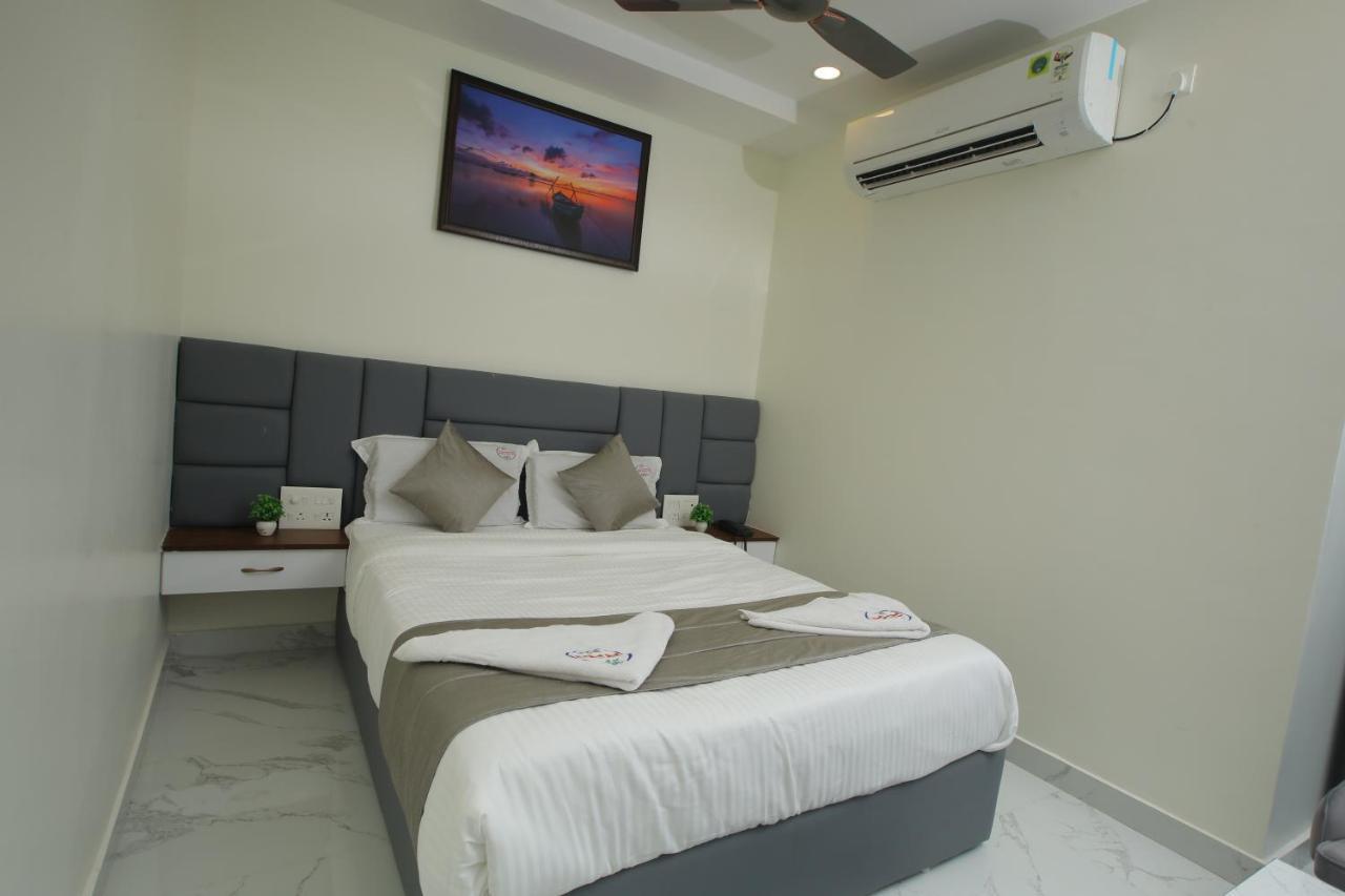 Radha Rani Residency Hotel Khammam Exterior photo